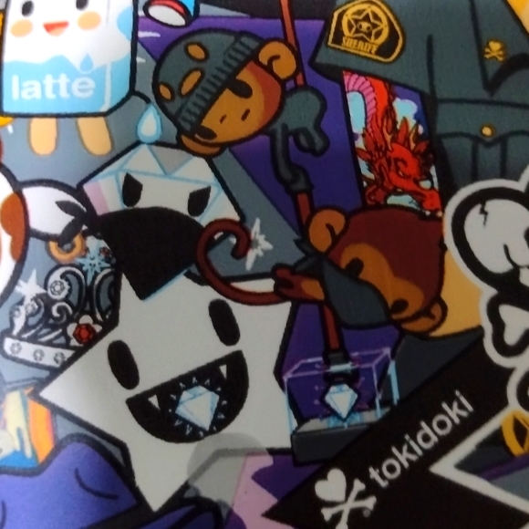 TOKIDOKI ☠️ Skull & Crossbones White Hardware Zippered Pouch NWT - Picture 4 of 8